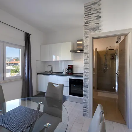 Apartment Bilopavlovic
