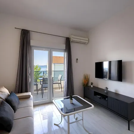 Bilopavlovic * Kaštela