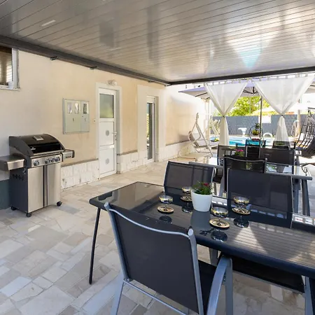 Apartament Bilopavlovic *